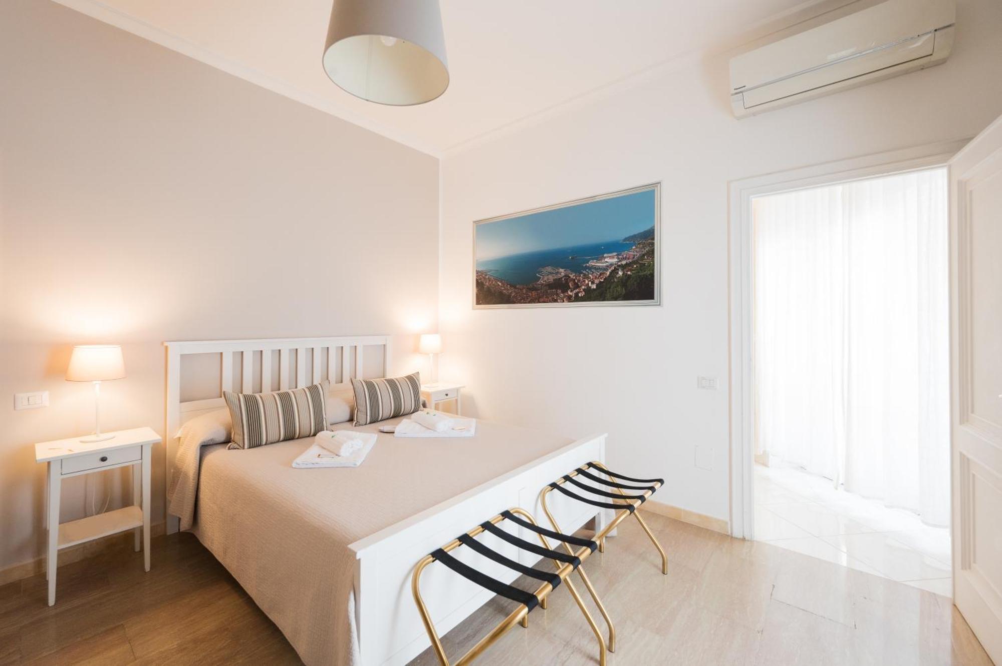 Panoramic Rooms Salerno Luaran gambar
